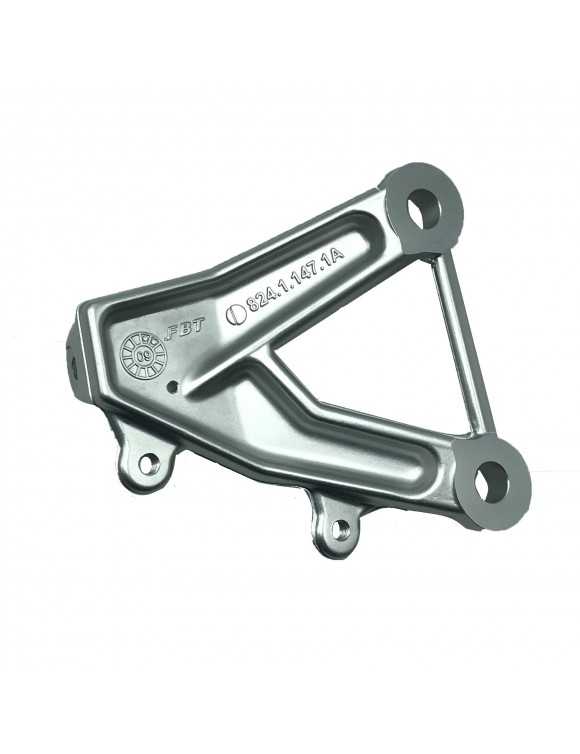 Reposapiés derecho placa frontal Ducati Superbike 82411471A - 2