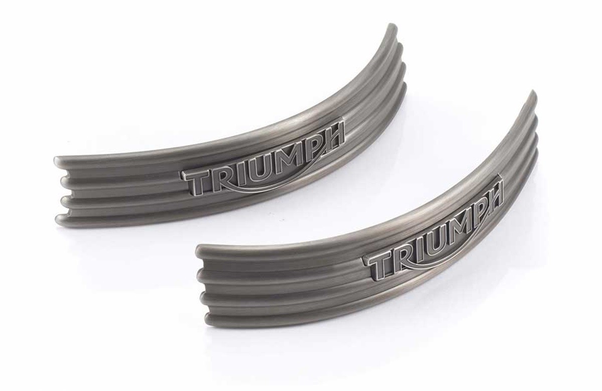 Distintivo 4 barre vintage originale A9790070 per Triumph Bonneville T100/T120 - Imagen 1 de 1