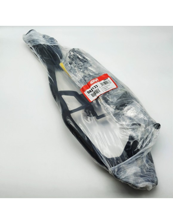 Attacco posteriore GIVI sr2133 per bauletto Monokey/Monolock Yamaha t-Max 530 - 2 Attacco posteriore GIVI sr2133 per bauletto Monokey/Monolock Yamaha t-Max 530 - 2