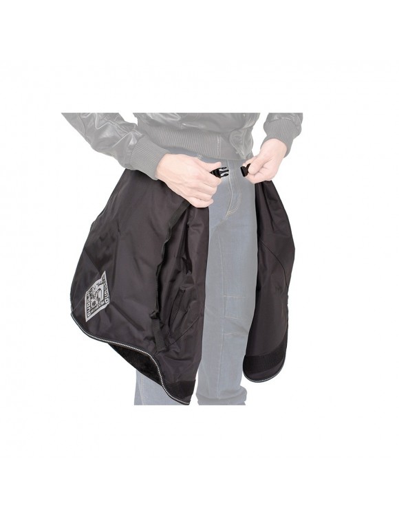 Tucano Urbano R092-N Termoscud Passenger Leg Cover for Motorcycles and Maxi Scooters - 3 Tucano Urbano R092-N Termoscud Passenger Leg Cover for Motorcycles and Maxi Scooters - 3