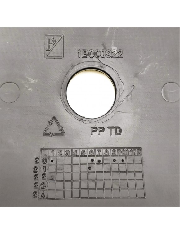 Backrow Brown 32L Vespa Printemps 50-125-150 E5(à partir 2021)CM273128 - 4 Backrow Brown 32L Vespa Printemps 50-125-150 E5(à partir 2021)CM273128 - 4