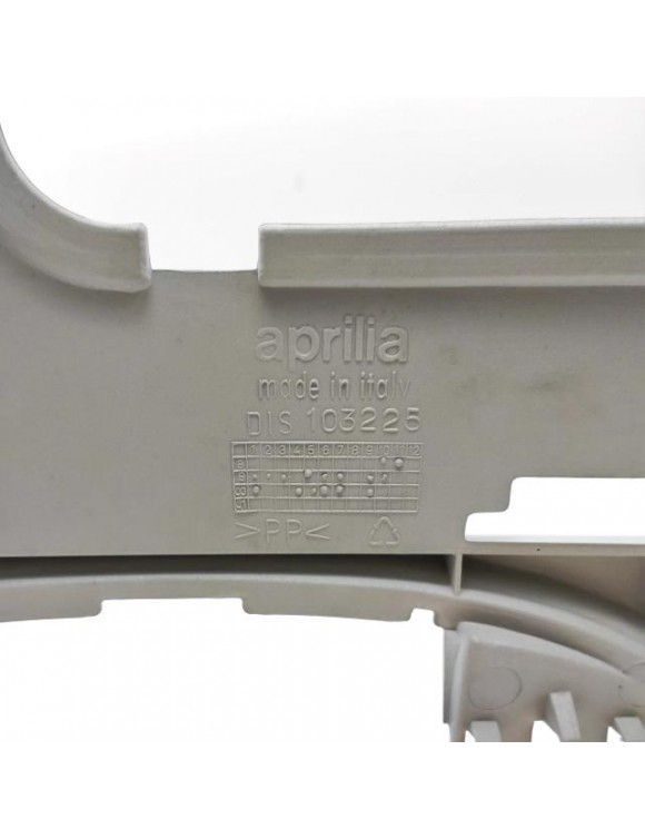 Hull,escudo interno,verdeAP8149073,Aprilia Scarabeo 125 '99 -04 - 2 Hull,escudo interno,verdeAP8149073,Aprilia Scarabeo 125 '99 -04 - 2