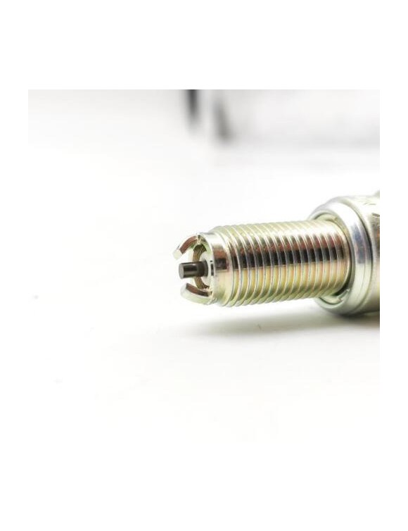 Zündkerze CR7EKB, Original-Ersatzteil 829981, Piaggio/Gilera/Aprilia 829981 - 2 Zündkerze CR7EKB, Original-Ersatzteil 829981, Piaggio/Gilera/Aprilia 829981 - 2