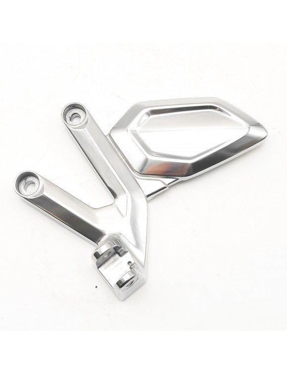 Soporte Estribo Delantero Izquierdo, Original T2086601, Triumph Trident 660 - 1 Soporte Estribo Delantero Izquierdo, Original T2086601, Triumph Trident 660 - 1