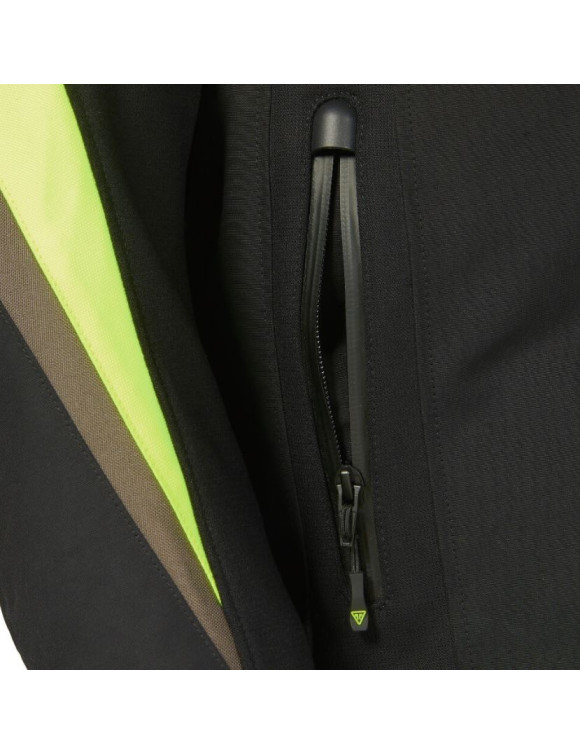 Triumph Triple Sports TriTech Schwarz/Gelb Herren-MotorradjackeMTES24003 - 5 Triumph Triple Sports TriTech Schwarz/Gelb Herren-MotorradjackeMTES24003 - 5