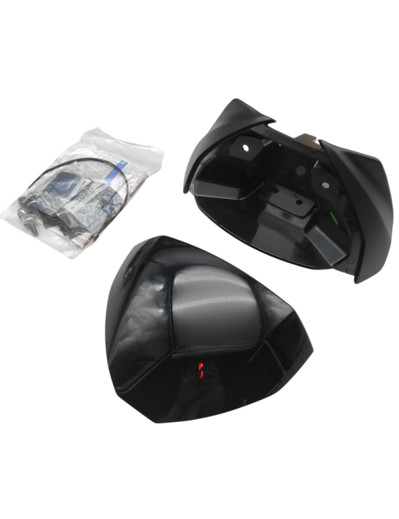 Black Flyscreen Kit, Triumph A9700640-PG, for Trident 660cc - 1