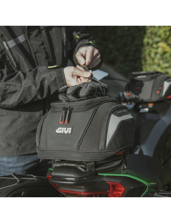 EASY07 SEATLOCK Givi 14 liter seat bag - 5 EASY07 SEATLOCK Givi 14 liter seat bag - 5
